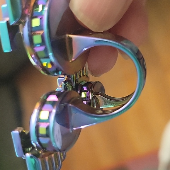 Ring - Picture 3 of 10